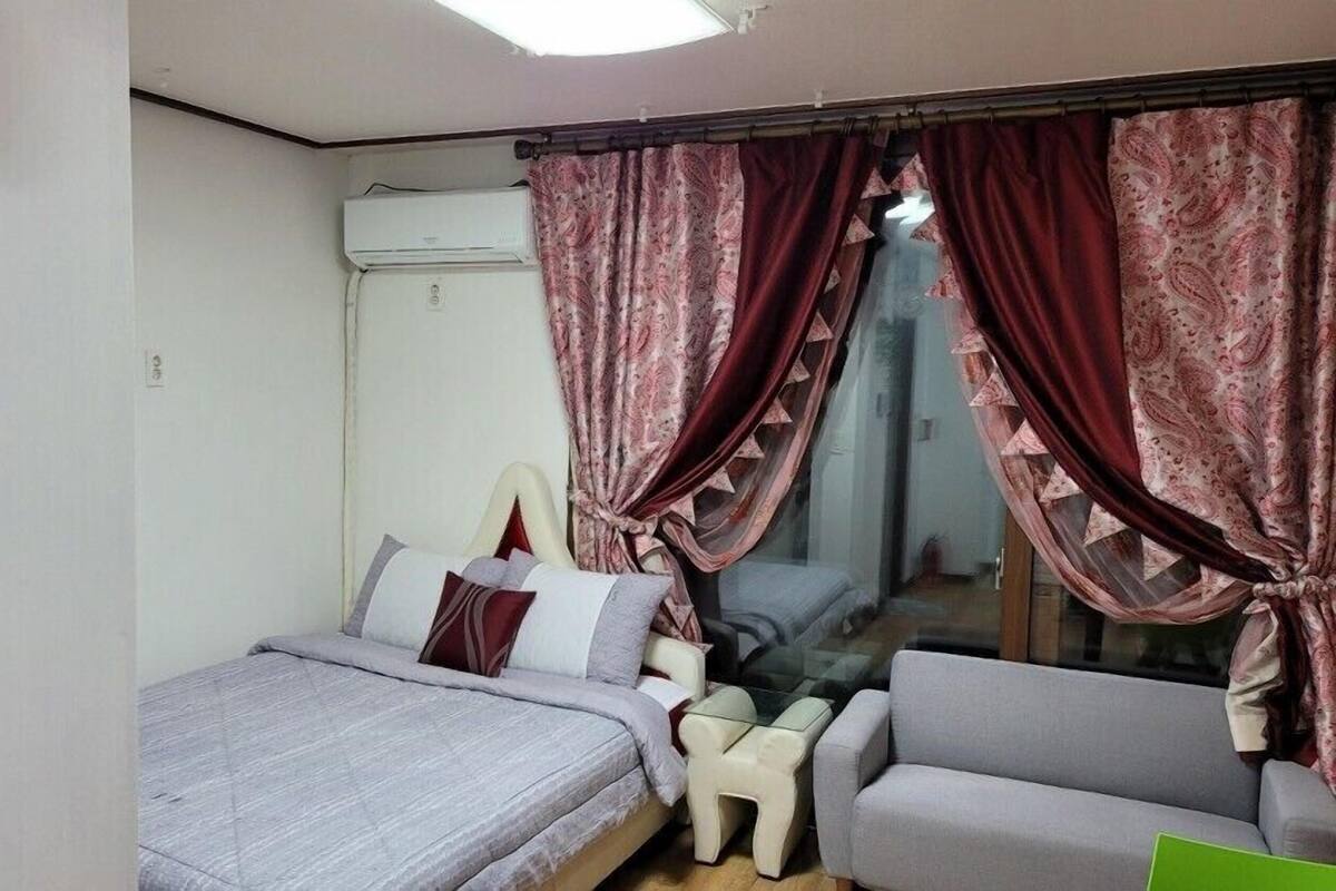 Room (Maui) | WiFi (free), bed sheets
