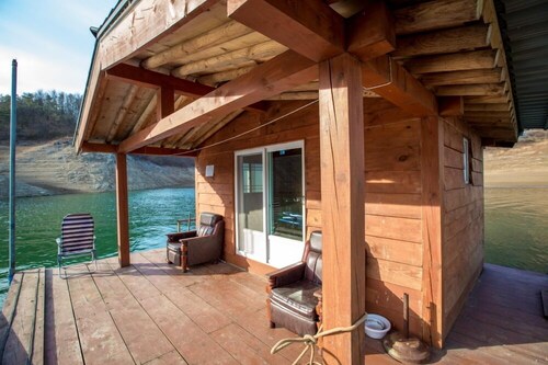 Kimkiho Fishing House