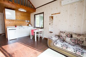 Room (Dajeong star) | Free WiFi, bed sheets