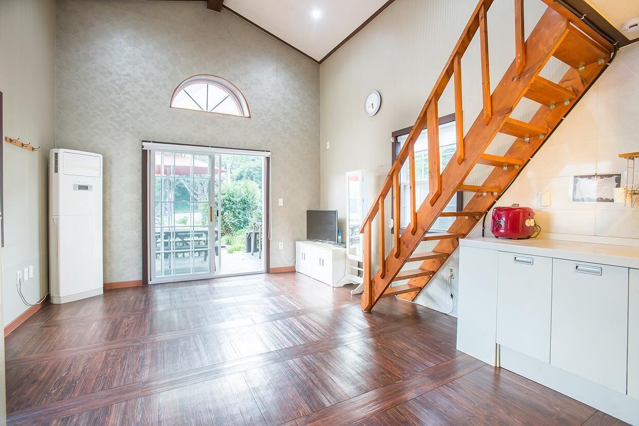 Kamar (Eunhasoo) | Wi-Fi gratis dan seprai linen