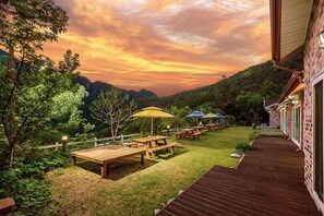 Exterior - Youngwol Cloud Garden Pension (Yeongwol)