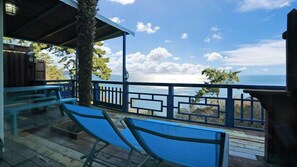 Free WiFi, bed sheets - Silver Sea Pension (Namhae)