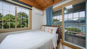 Room (Sooseonhwa) | WiFi (free), bed sheets - Geoje Cheongsol Pension (Geoje)