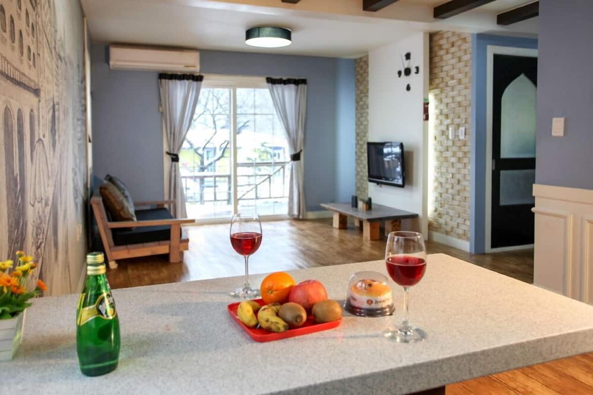 Wifi gratis y ropa de cama