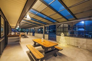 Room (Byulgwan-dong K room) | Free WiFi, bed sheets - Solger Pension (Gapyeong)