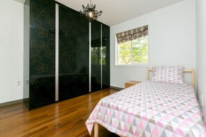 Wifi gratis y ropa de cama