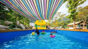 Exterior - Elephant Glamping pension (Gapyeong)