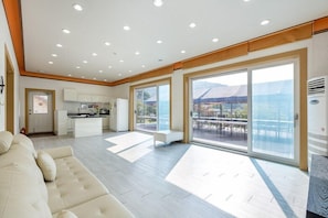 Room (B-101) | Exterior - Dream Pension (Gapyeong)