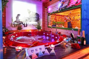 Room (Mulsori (Spa)) | Free WiFi, bed sheets - Hurb Sol Pension (Pyeongchang)