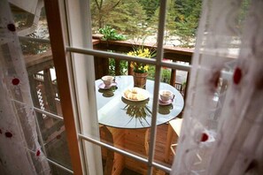 Room (Daroreum (couple)) | Free WiFi, bed sheets - Hurb Sol Pension (Pyeongchang)