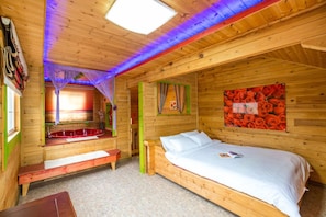 Room (Saesori (Spa)) | Free WiFi, bed sheets