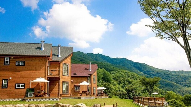 Exterior - Lumain Pension (Muju)