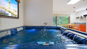 Habitación (Duplex Jet Spa 1) | Wifi gratis y ropa de cama