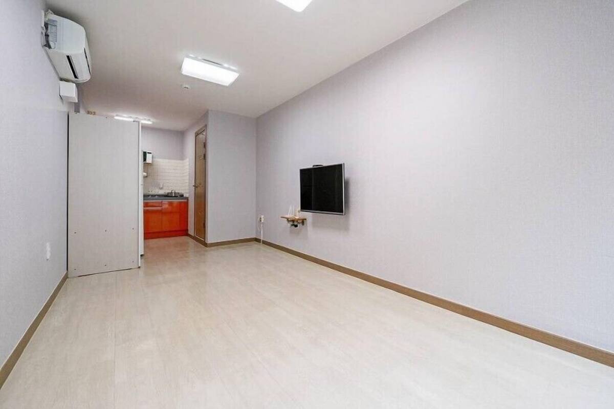Room (Ondol 3) | Free WiFi, bed sheets