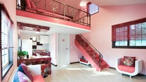 Room (Garam) | Free WiFi, bed sheets