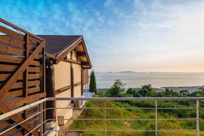 Room (D-3) | Free WiFi, bed sheets - Sunset Pension (Incheon)