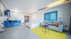 Individually decorated, free WiFi - Enfold Pension (Pocheon)