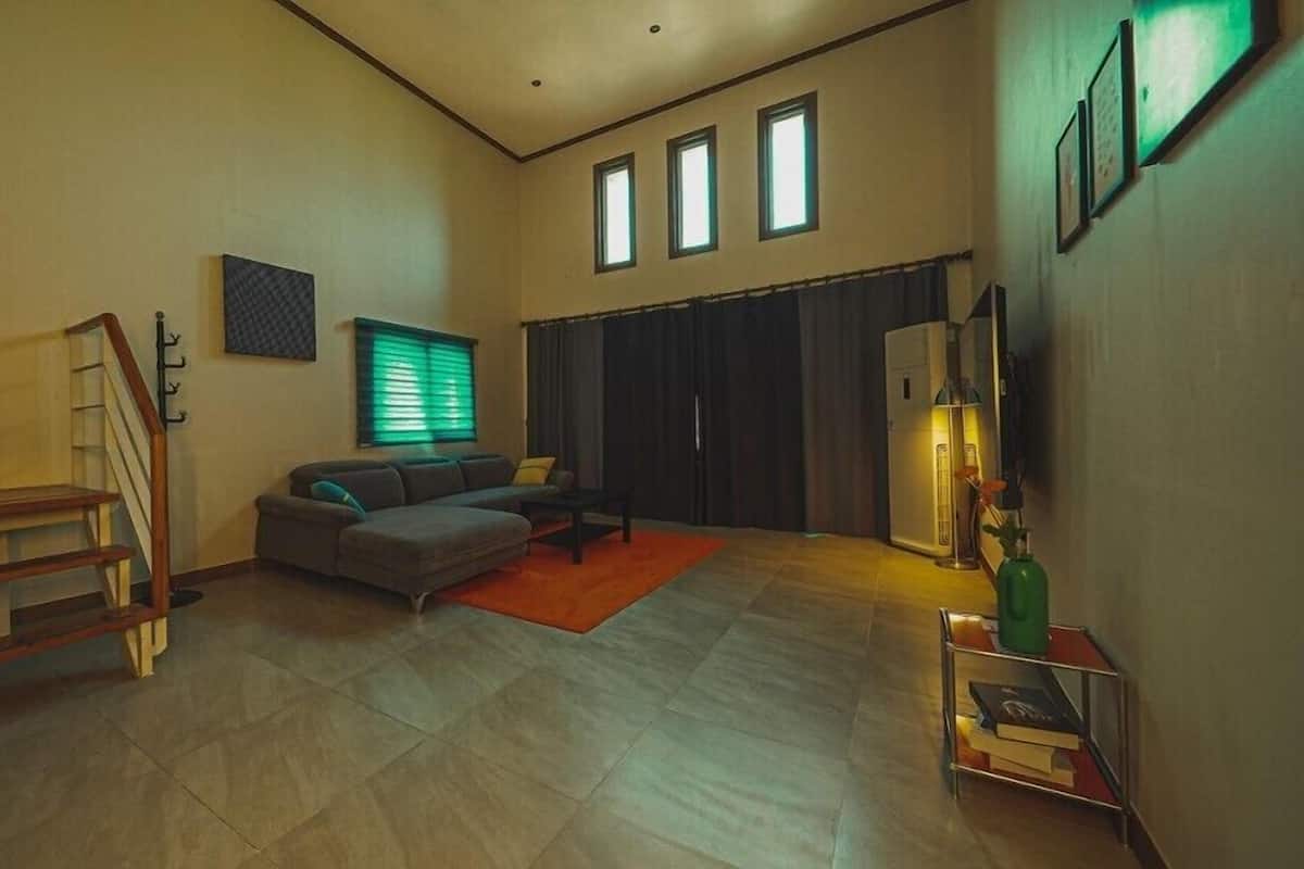 غرفة ( Suite Room 204 SPA) | واي فاي مجانًا وبديكورات فريدة لكل غرفة