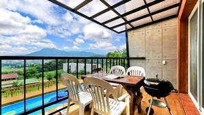 Individually decorated, free WiFi