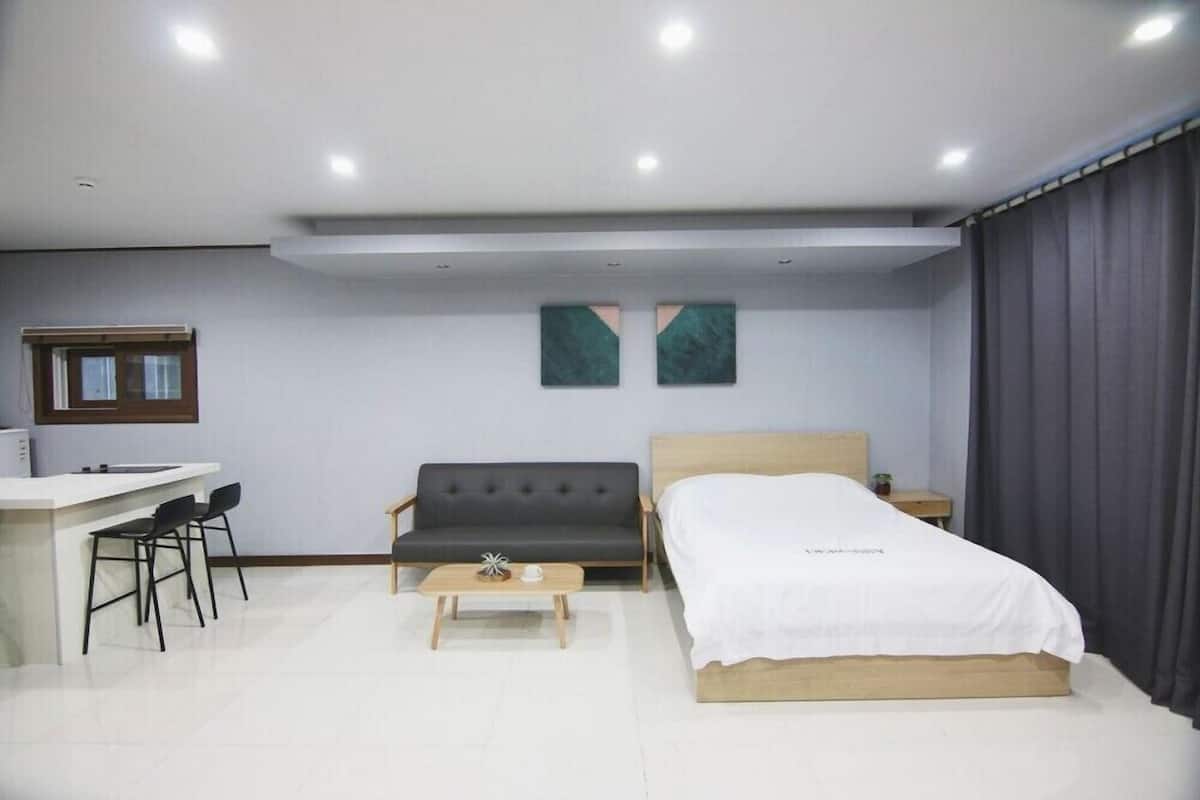 Individually decorated, individually furnished, free WiFi, bed sheets