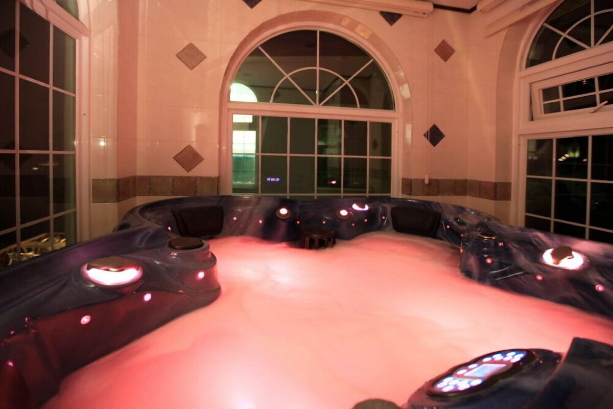룸 (Hot Pink (Private spa)) | 무료 WiFi, 각각 다른 스타일의 인테리어, 각각 다르게 가구 비치, 침대 시트