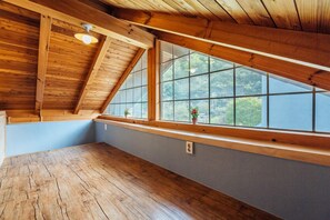 Room (Haetsal) | Individually furnished, free WiFi, bed sheets - Haeorum Pension (Gapyeong)