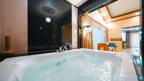 Phòng (IRIS102 (Duplex)) | Trang trí khác biệt, trang bị nội thất với thiết kế riêng biệt