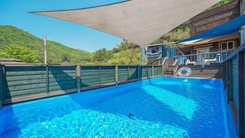 Room (IRIS303) | Individually decorated, individually furnished, free WiFi, bed sheets