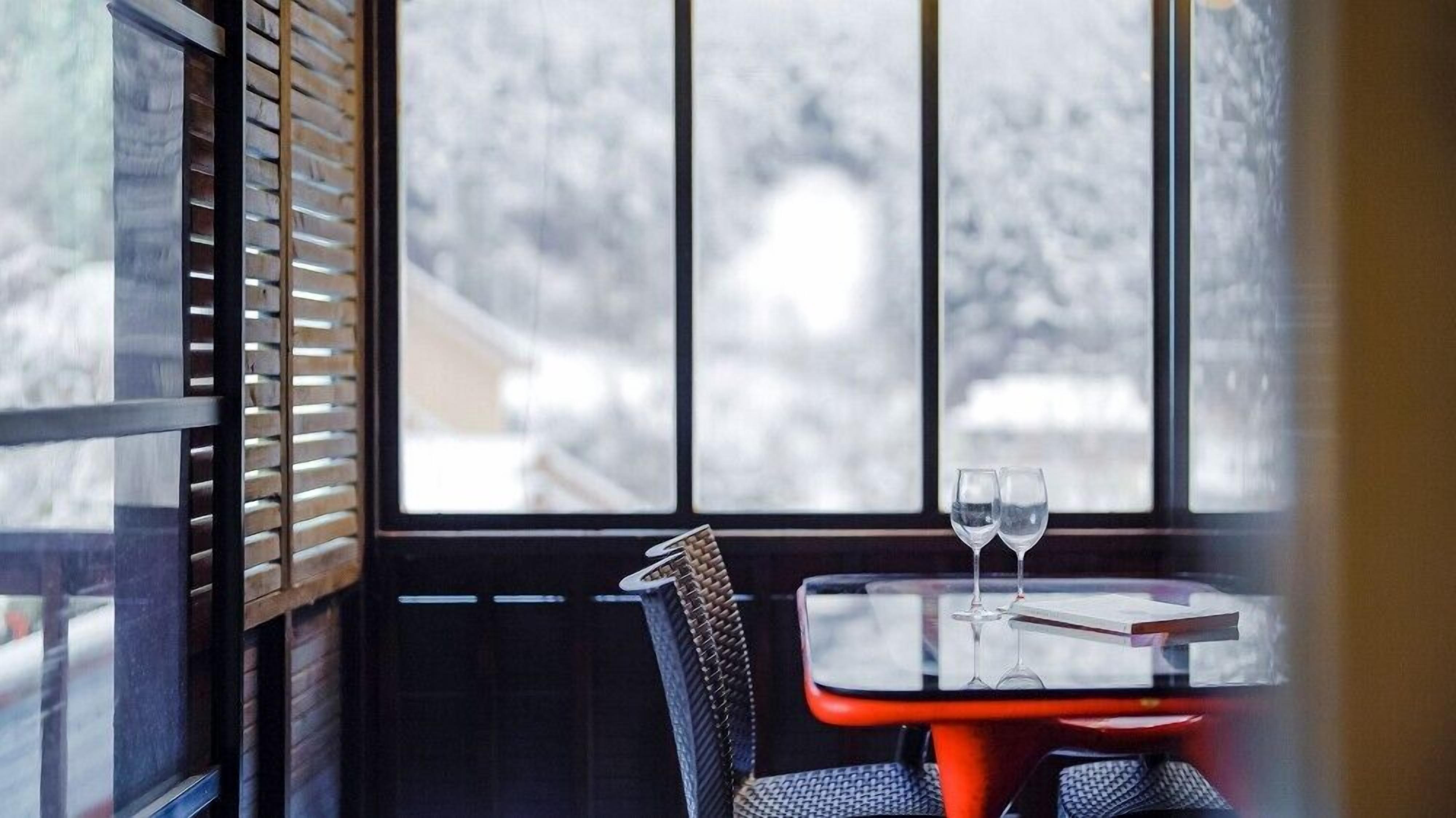 Rom (IRIS102 (Duplex)) | Individuelt dekorert, individuelt innredet og wi-fi (inkludert)