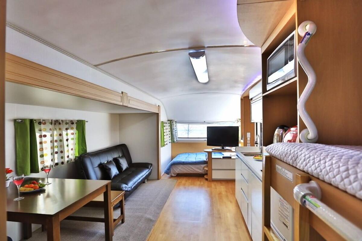 Free WiFi, individually decorated, individually furnished, bed sheets