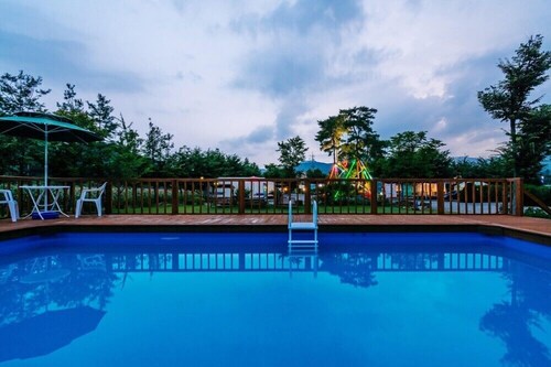 Caravan Camping Farm