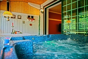 Decoración personalizada, muebles diferentes y wifi gratis