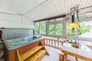 Decoración personalizada, muebles diferentes y wifi gratis