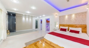 Habitación (Country of Wink) | Decoración personalizada, muebles diferentes y wifi gratis 