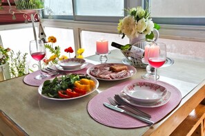 客房 (Country of Wink) | 特色装修、特色家居、免费 WiFi、床单