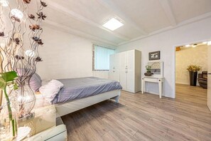 Room (Midum Private(Love+Somang)) | Individually decorated, individually furnished, free WiFi, bed sheets