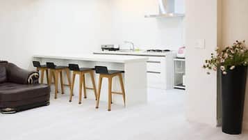 Room (Somang (Private)) | Individually decorated, individually furnished, free WiFi, bed sheets