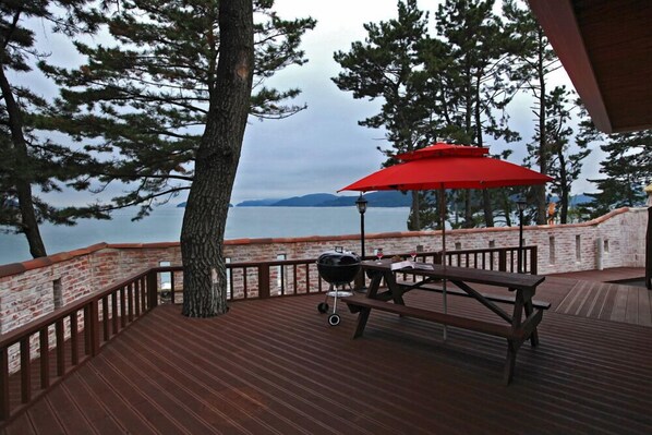 Room (A101) | Individually decorated, individually furnished, free WiFi, bed sheets