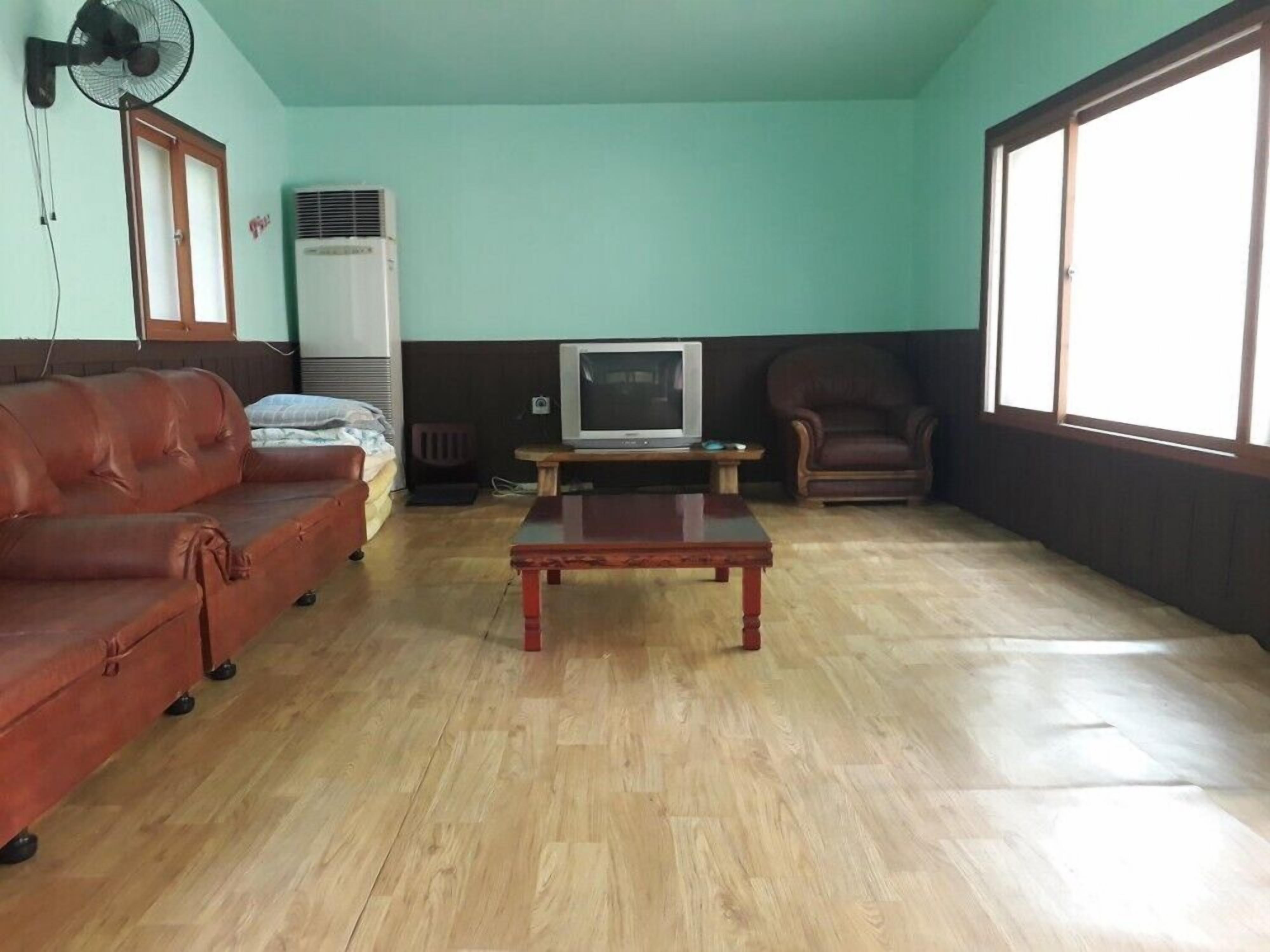 룸 (Byulchae) | 각각 다르게 가구 비치, 무료 WiFi, 침대 시트