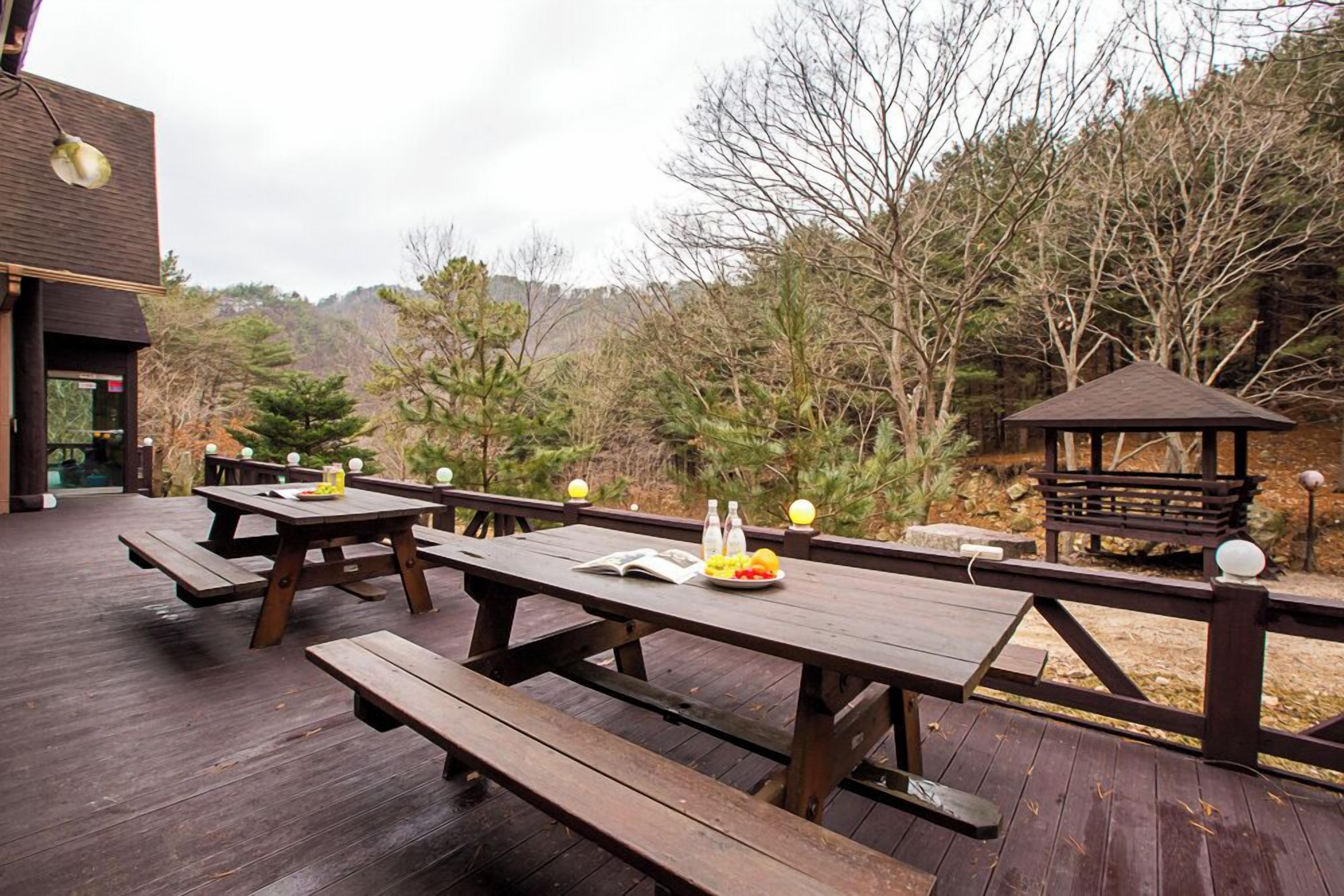 각각 다르게 가구 비치, 무료 WiFi, 침대 시트