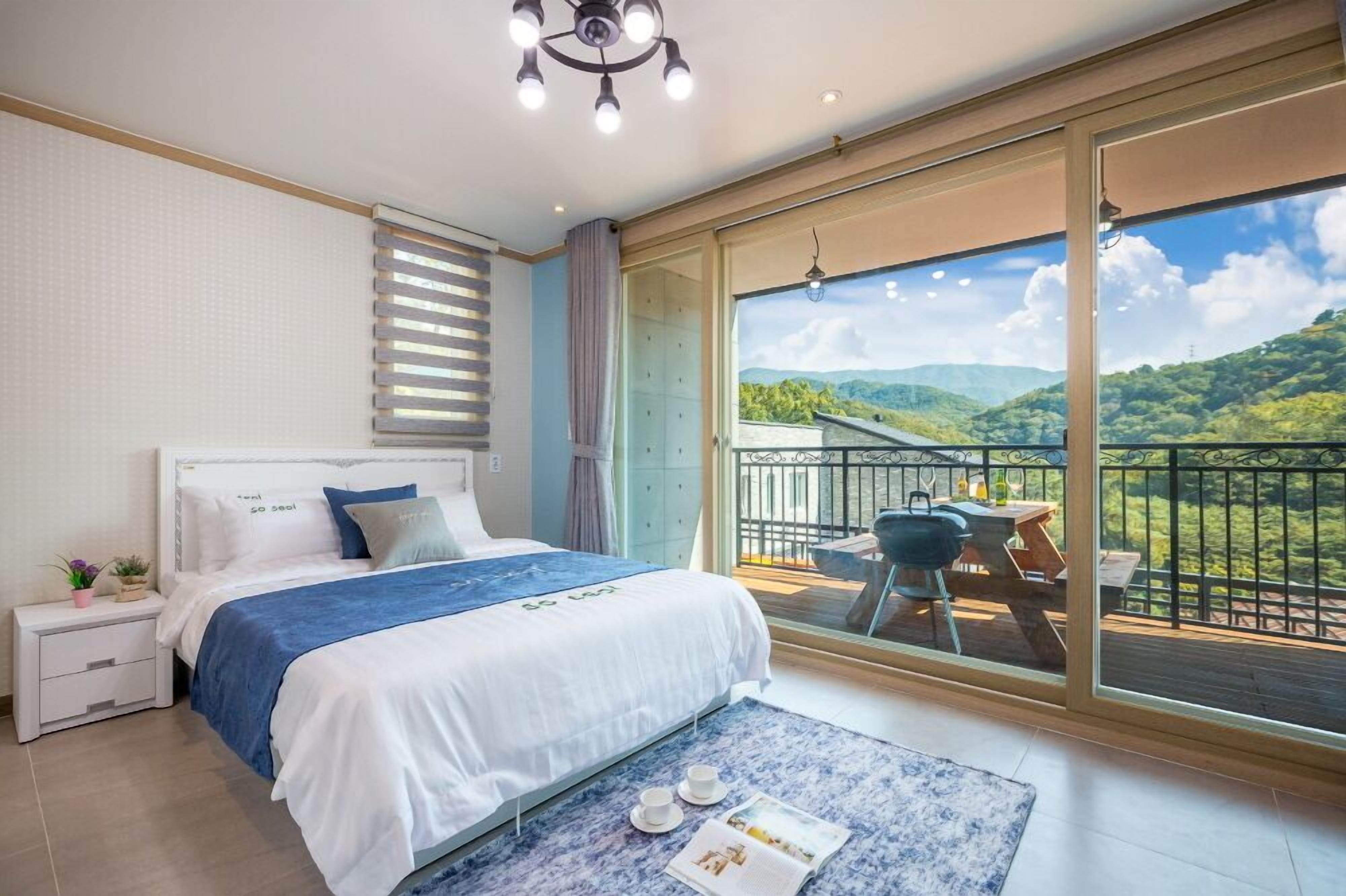 Chambre | Décoration personnalisée, ameublement personnalisé, Wi-Fi gratuit