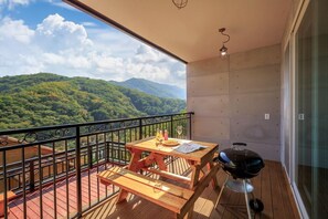 Room (A-dong 101) | Individually decorated, individually furnished, free WiFi, bed sheets - Sosul Pension (Dongducheon)