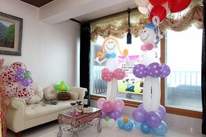 Room (Emerald green) | Individually decorated, individually furnished, free WiFi, bed sheets - Beach Sand Pension (Yeongdeok)