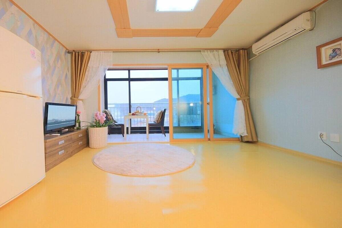 واي فاي مجانًا وبديكورات فريدة لكل غرفة وطراز فريد لكل وحدة