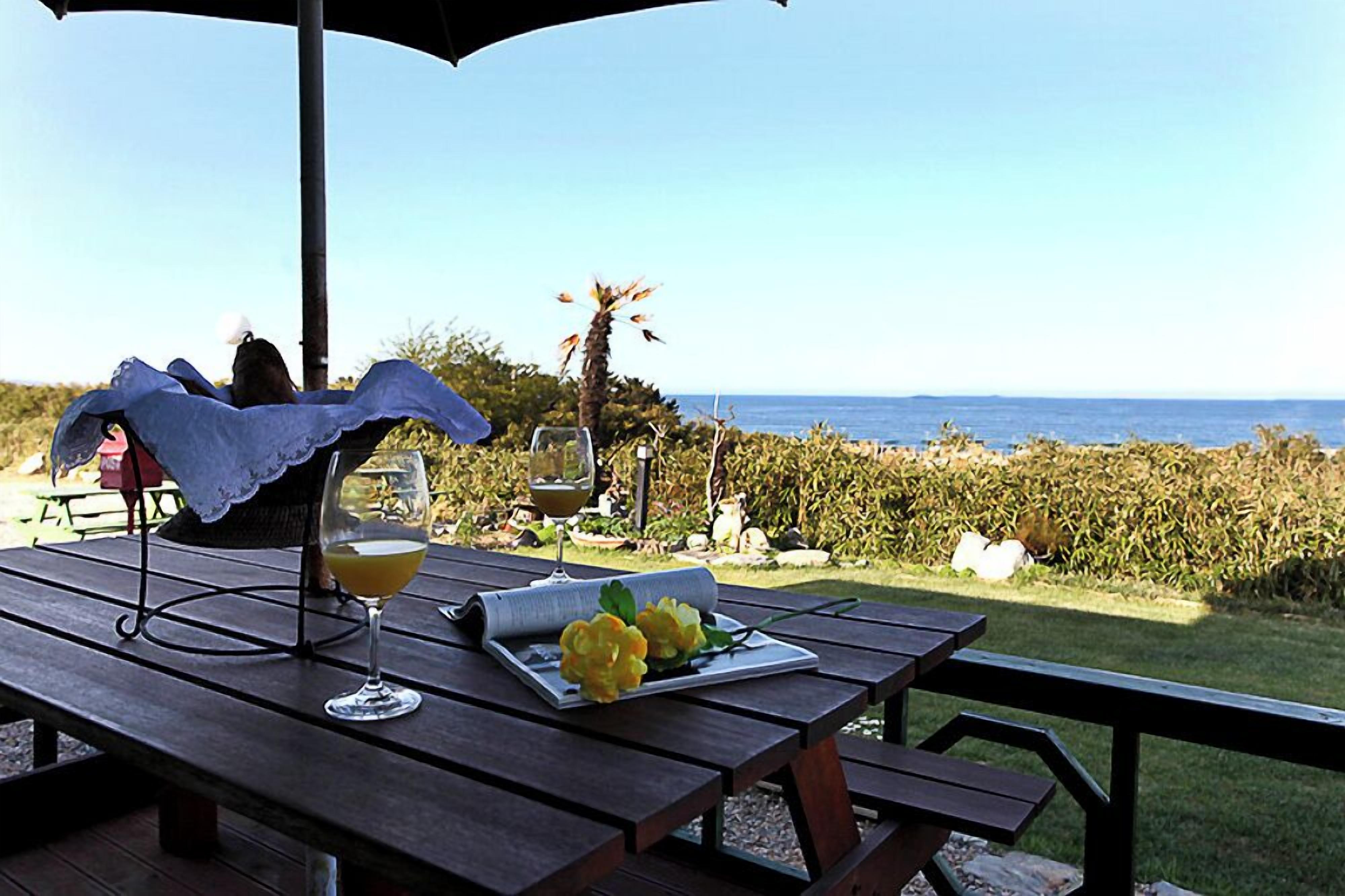 Decoración personalizada, muebles diferentes y wifi gratis 