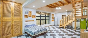 Sun and moon pension
