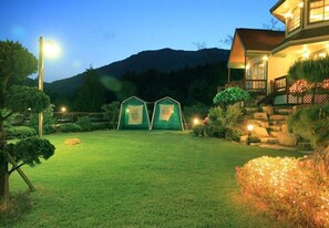 المنشأة من الخارج