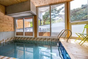 Kamer (201 Pool villa) | Individueel gedecoreerd, individueel gemeubileerd, gratis wifi