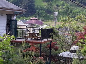 Room (Family B) | Individually decorated, individually furnished, free WiFi, bed sheets