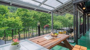 Room (Mare 204) | Individually decorated, individually furnished, free WiFi, bed sheets - Mare Pension (Gapyeong)